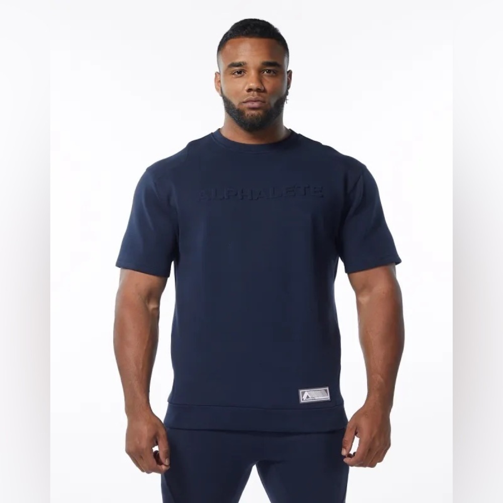 Alphalete ELMTS scuba men's navy blue embossed logo sweatshirt , sz : large
